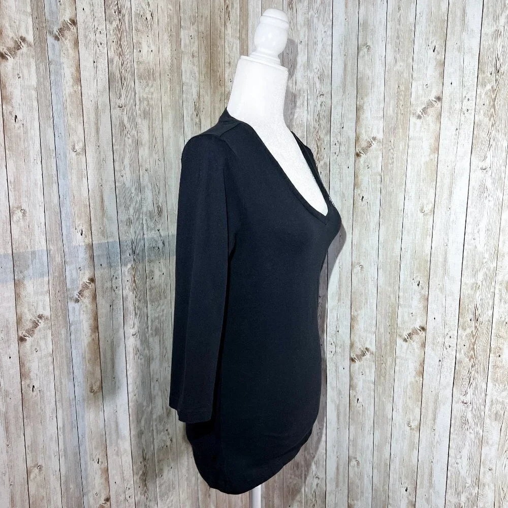 Women's Hurley Black Graphic Tee | 3/4 Sleeve | Size Medium | V-Neck Top - Picture 3 of 9